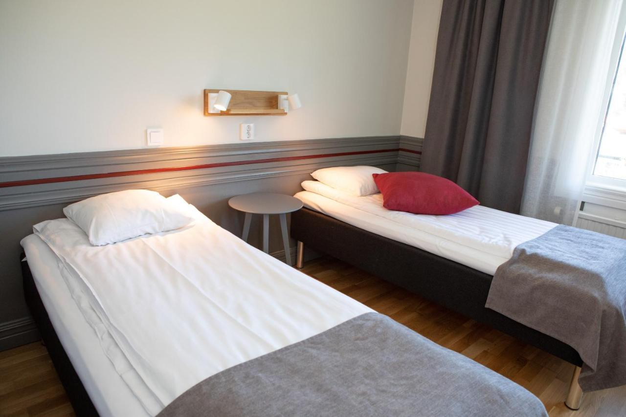 Gylle Hotell & Restaurang Broedernas Borlänge Buitenkant foto