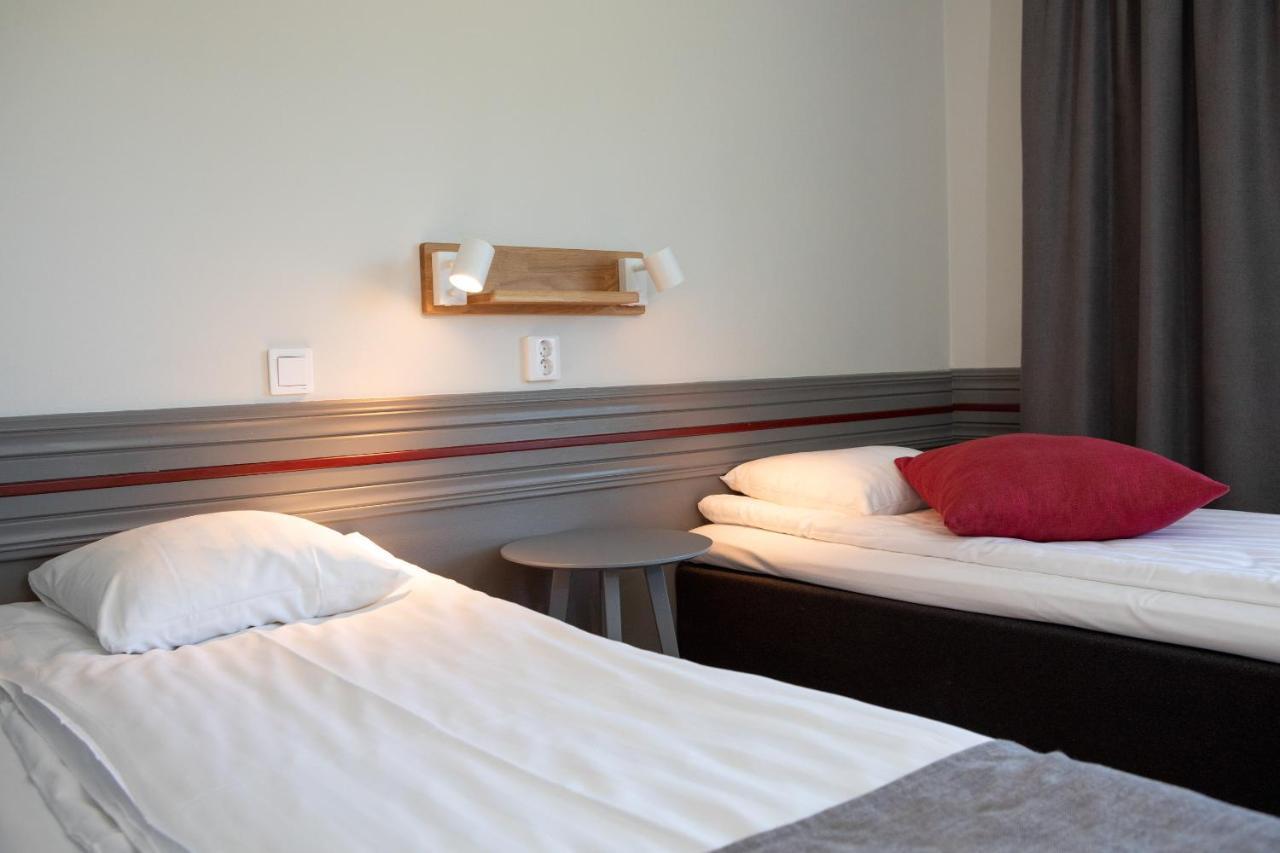 Gylle Hotell & Restaurang Broedernas Borlänge Buitenkant foto