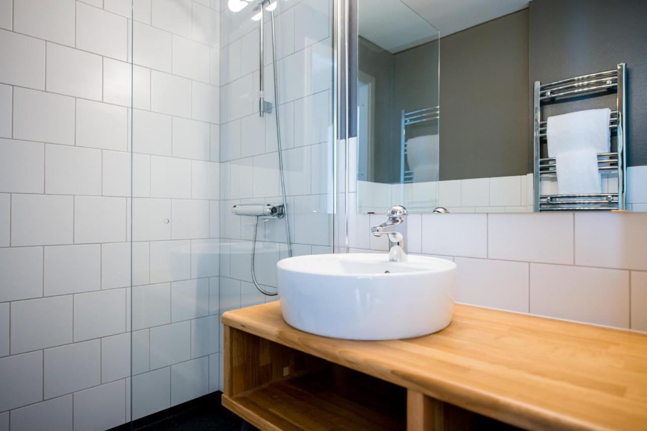 Gylle Hotell & Restaurang Broedernas Borlänge Buitenkant foto